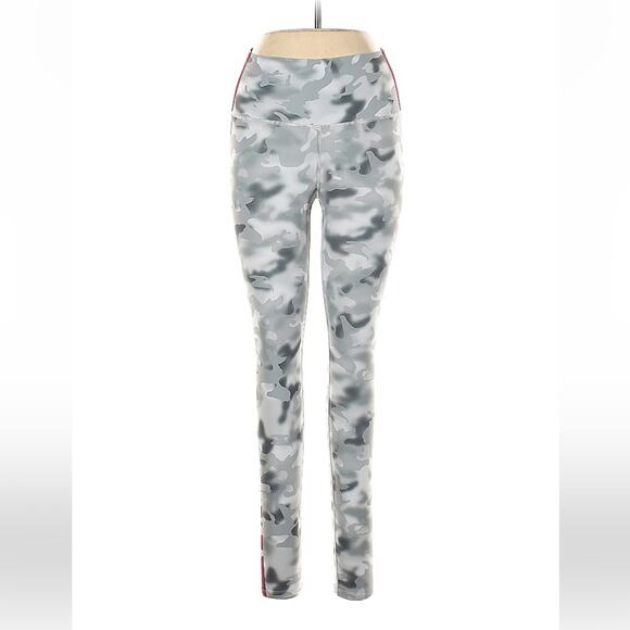 WITH - wear it to heart grey Camo leggings, - Picture 2 of 8